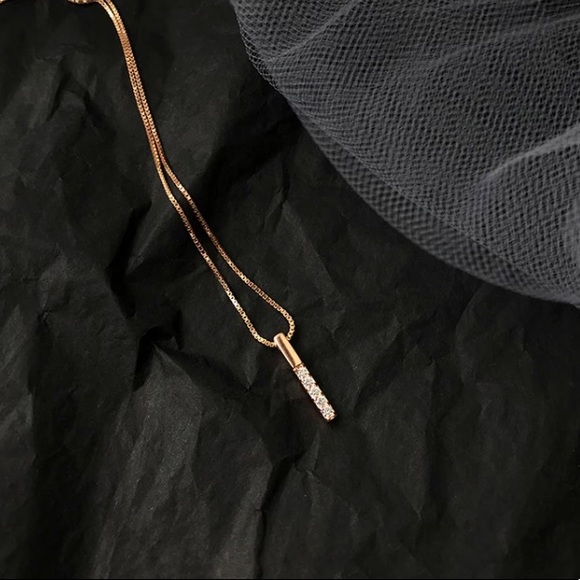 💫Insta crystal bar necklace - Picture 5 of 6